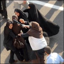 مراحل جدیدی از سرکوب جنبش زنان در ایران